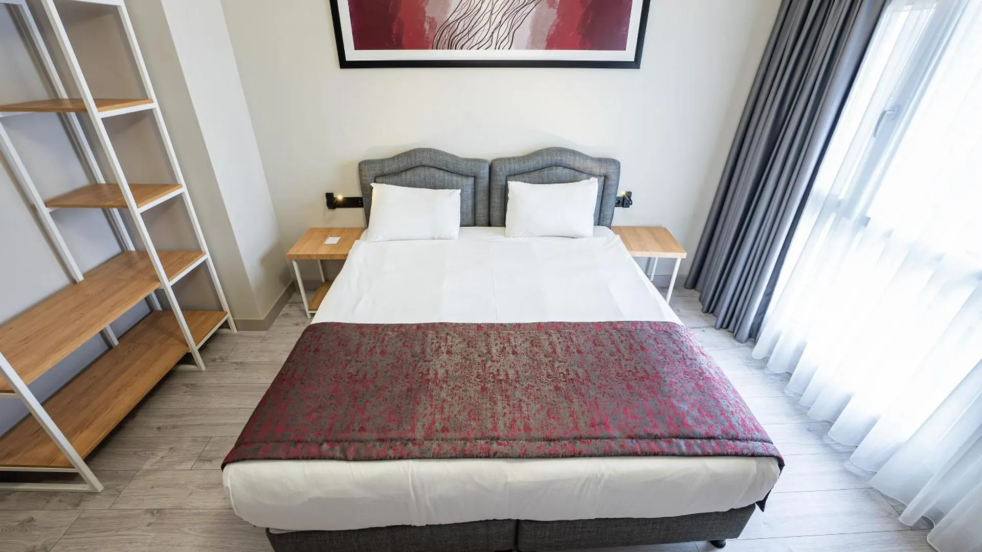 Best Western Plus Hotel & Residences Istanbul 4*,