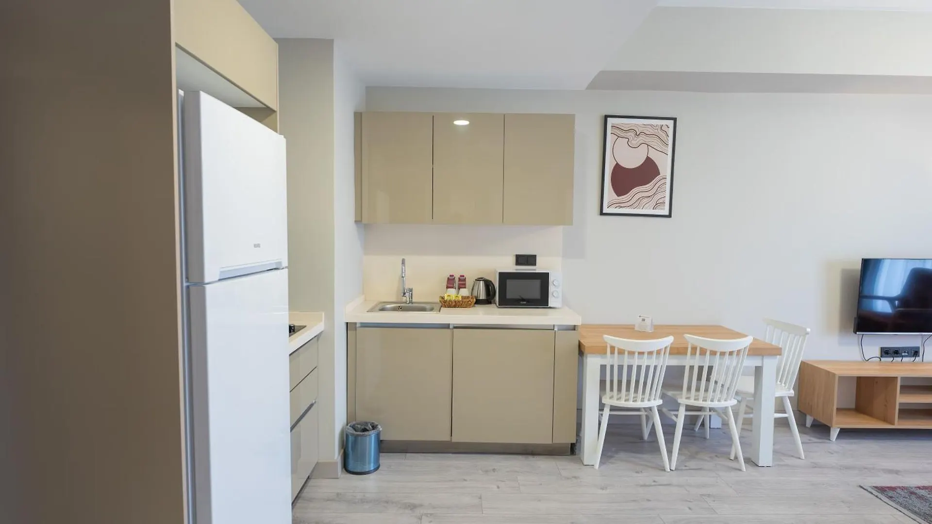 Best Western Plus Hotel & Residences Istanbul 4*,